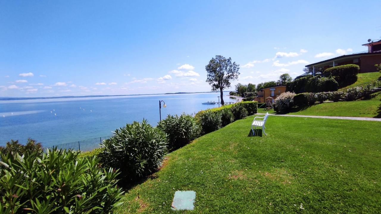 On The Beach Lake View Manerba del Garda Exteriör bild